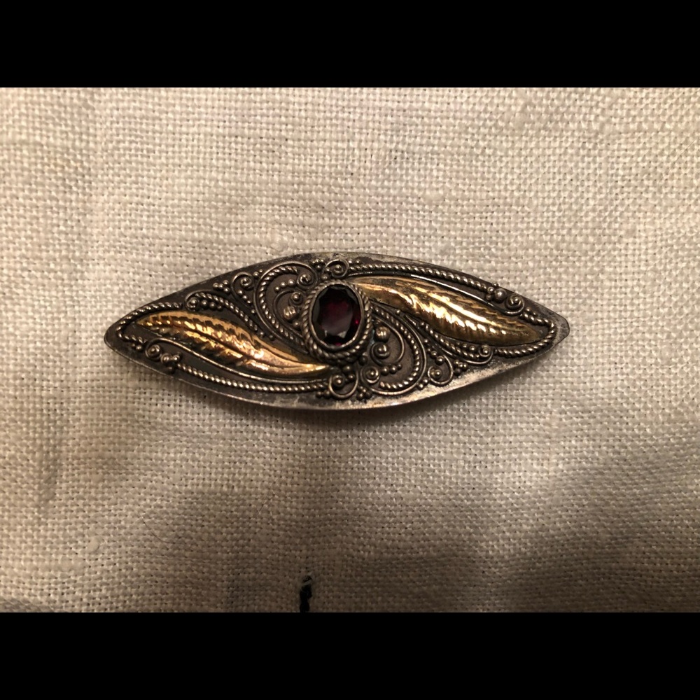 Garnet and filigree sterling silver brooch
